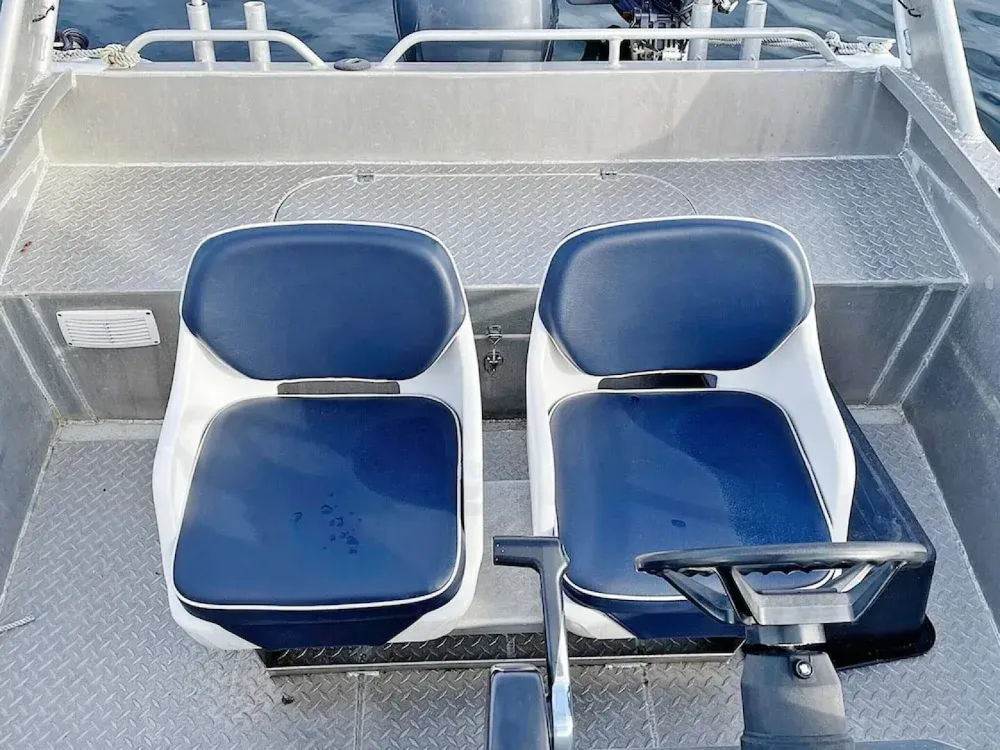 8 Person Holiday Home in Urangsvag