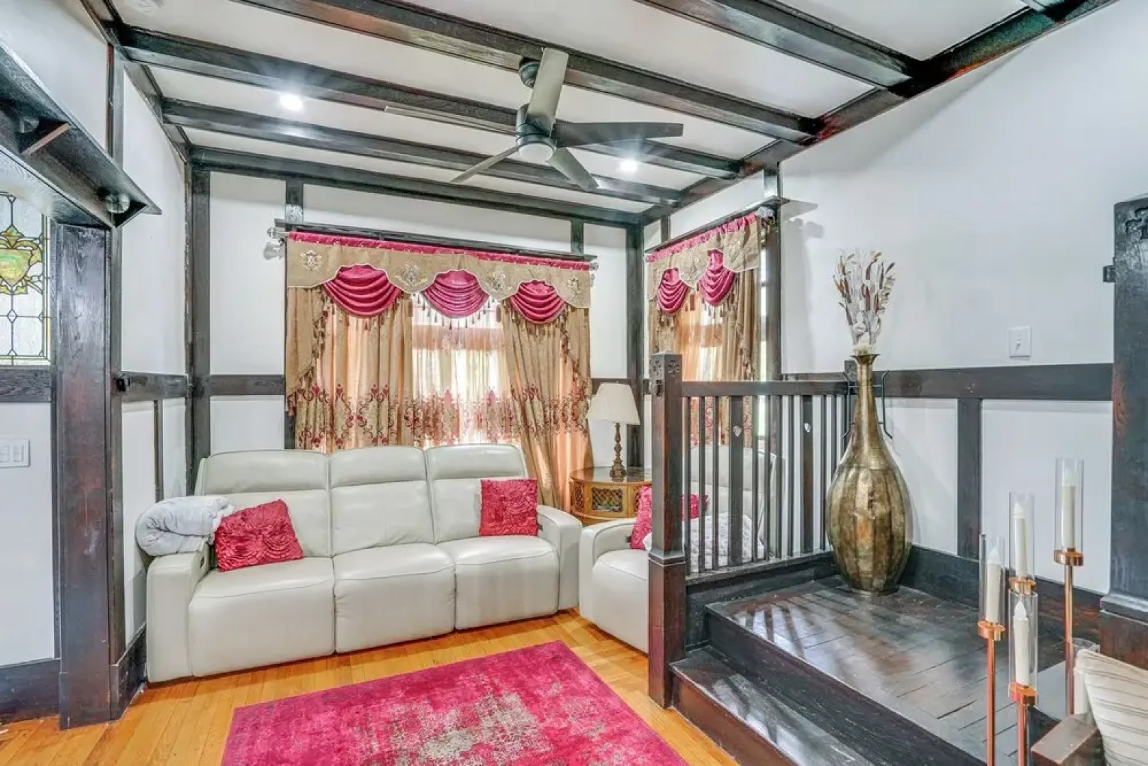 Walk to Nott Memorial: Studious Retreat Near Eats