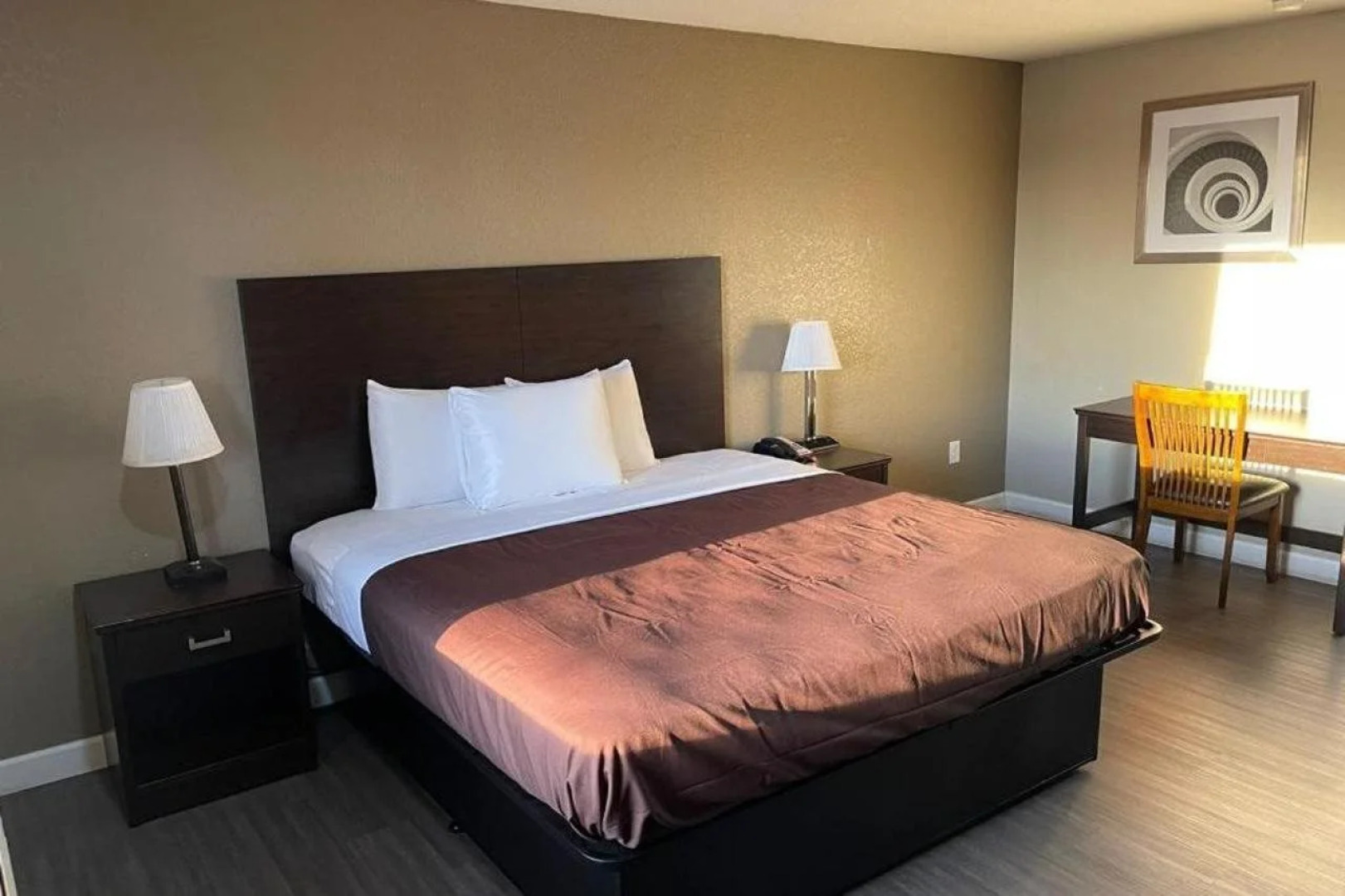 Suburban Studios Columbia - Harbison