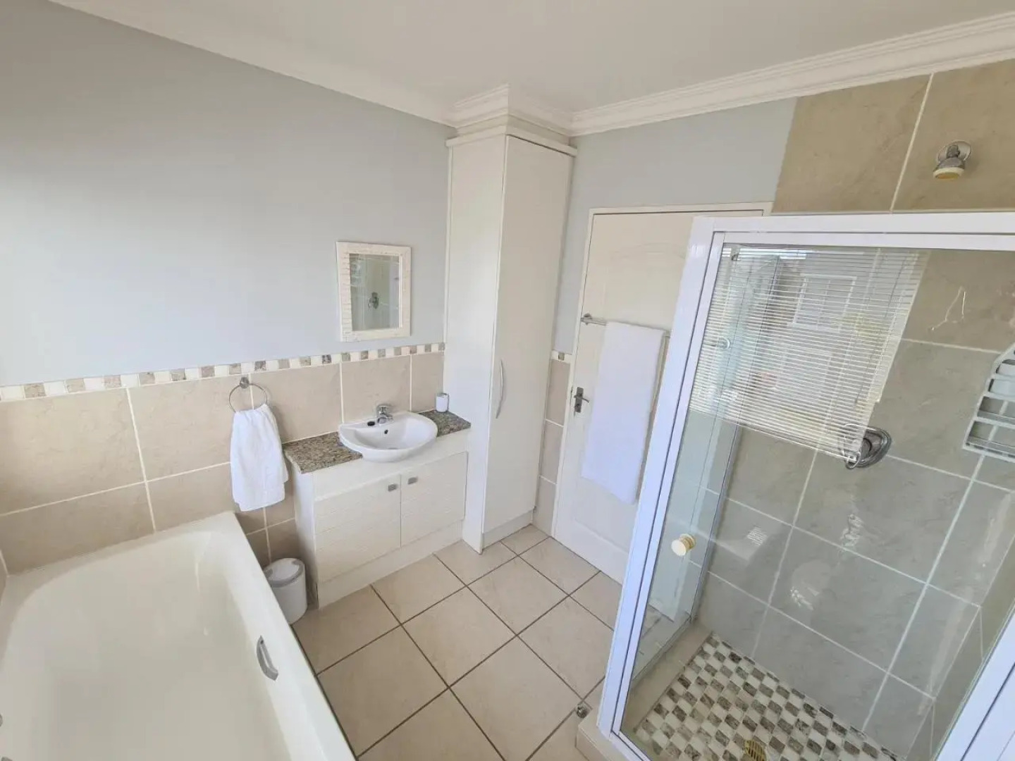 33 Kingston Place, Marina Martinique