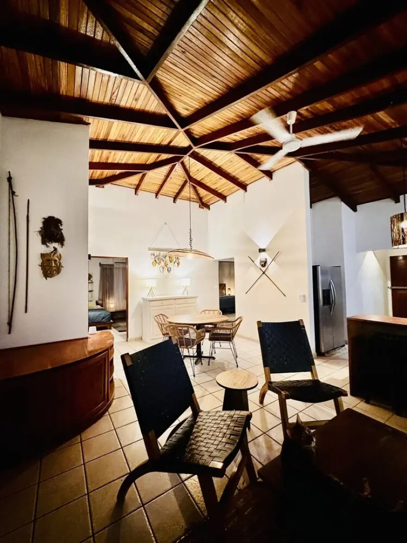 Curiol Boutique Hotel & Lounge