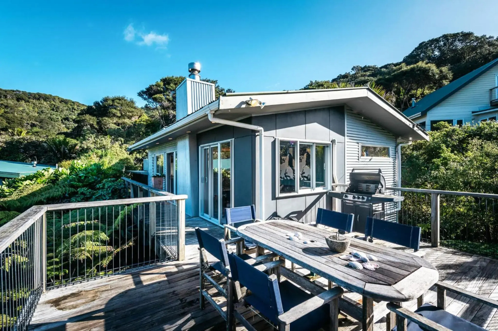 The Fat Pigeon - Omiha Holiday Home