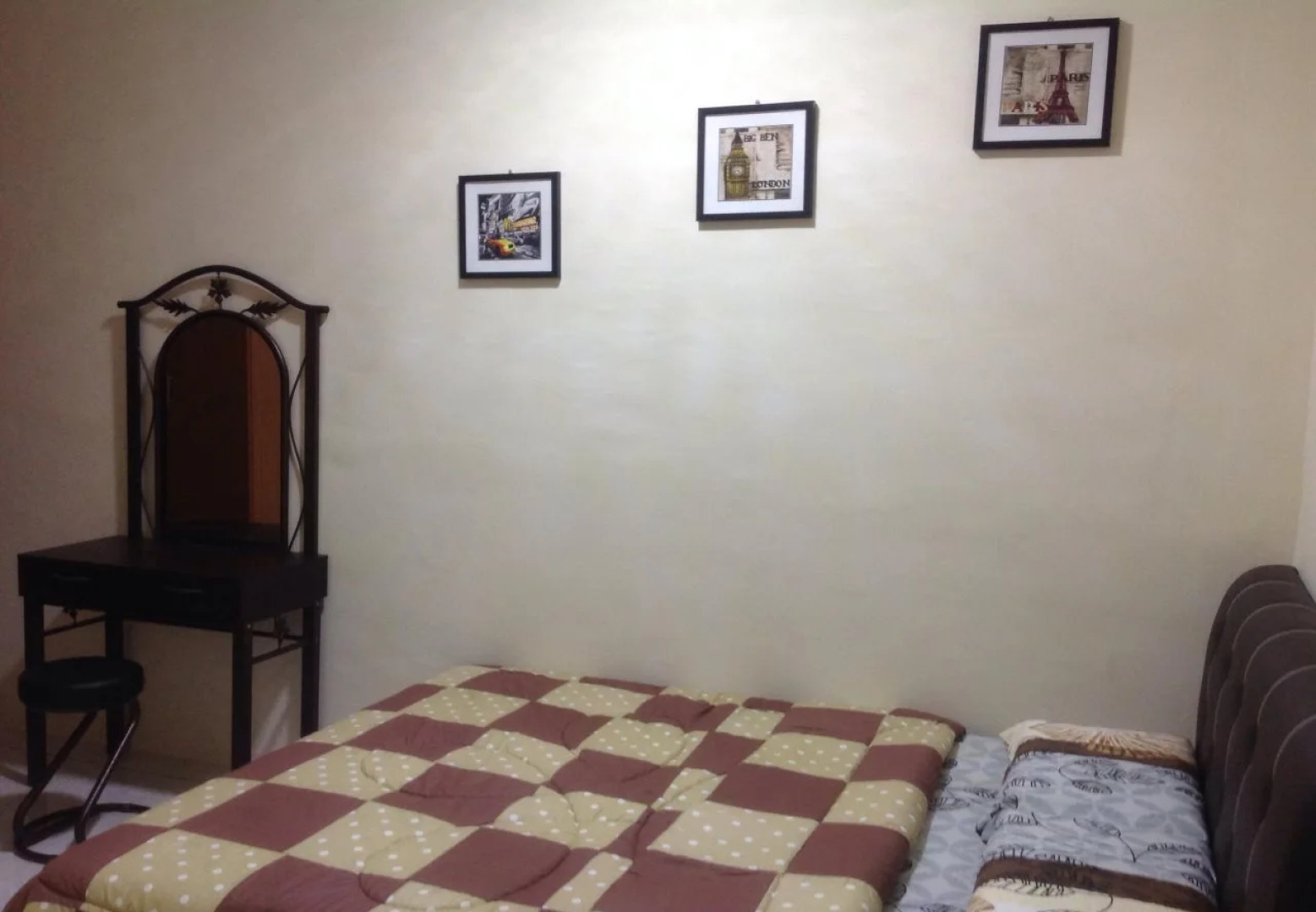 KK Holiday Suites Apartment