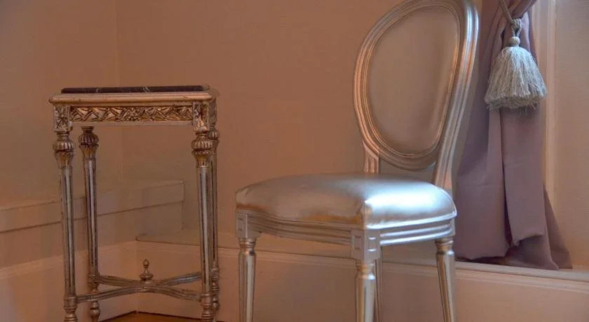 La Demeure De La Dame Du Fer