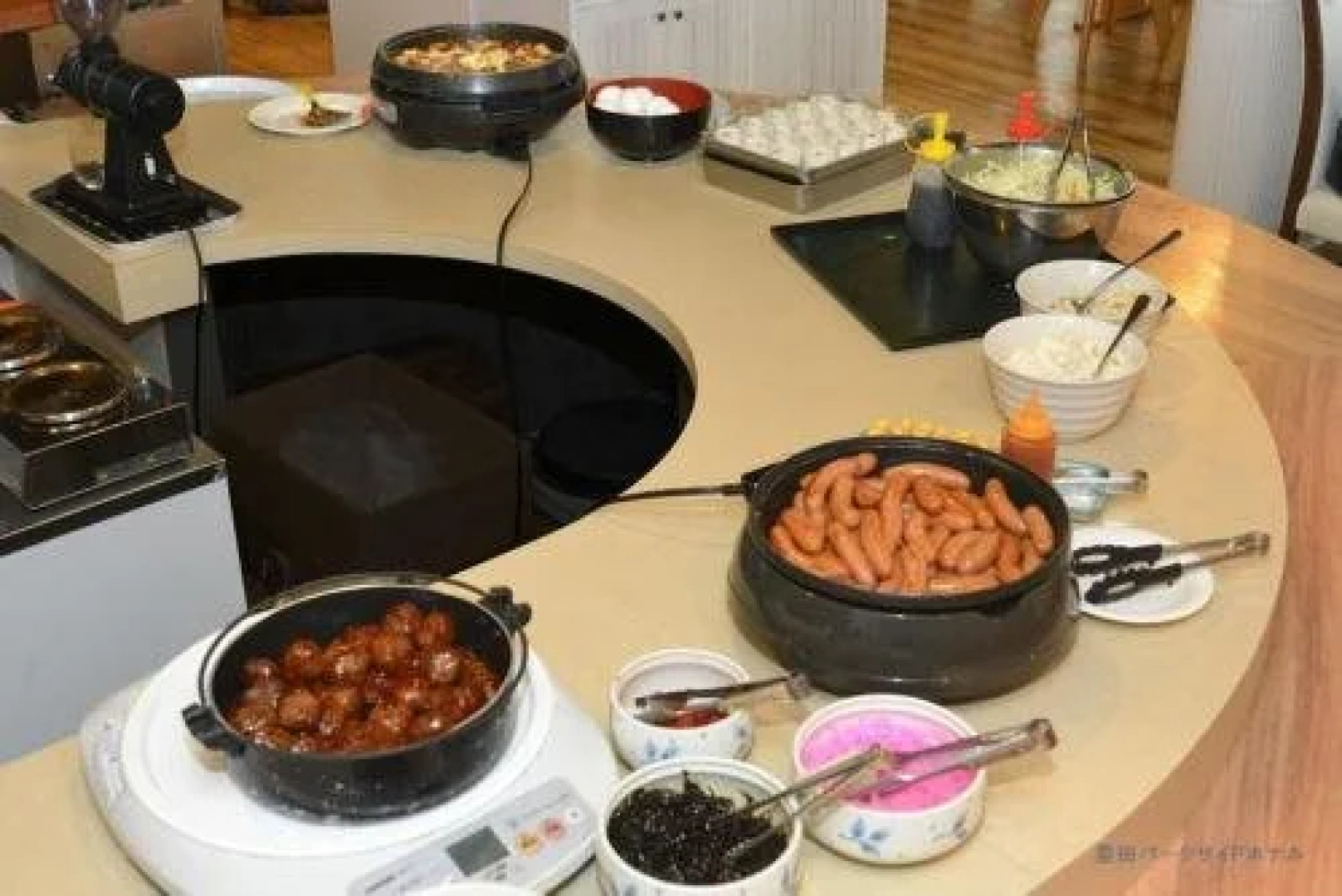 Toyota Park Side Hotel