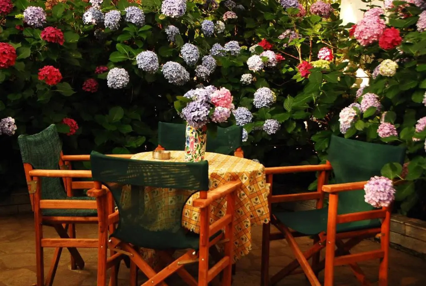 Tasoula Parselia Studios