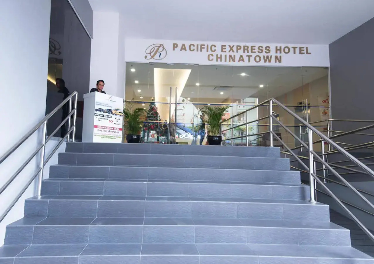 Pacific Express Hotel Chinatown