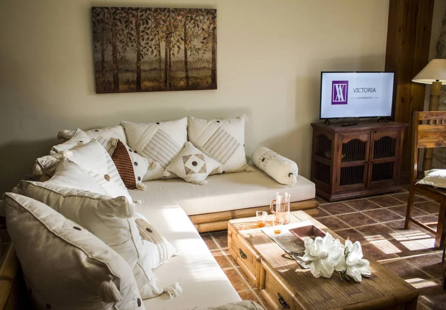 Alojamientos Victoria S.L.