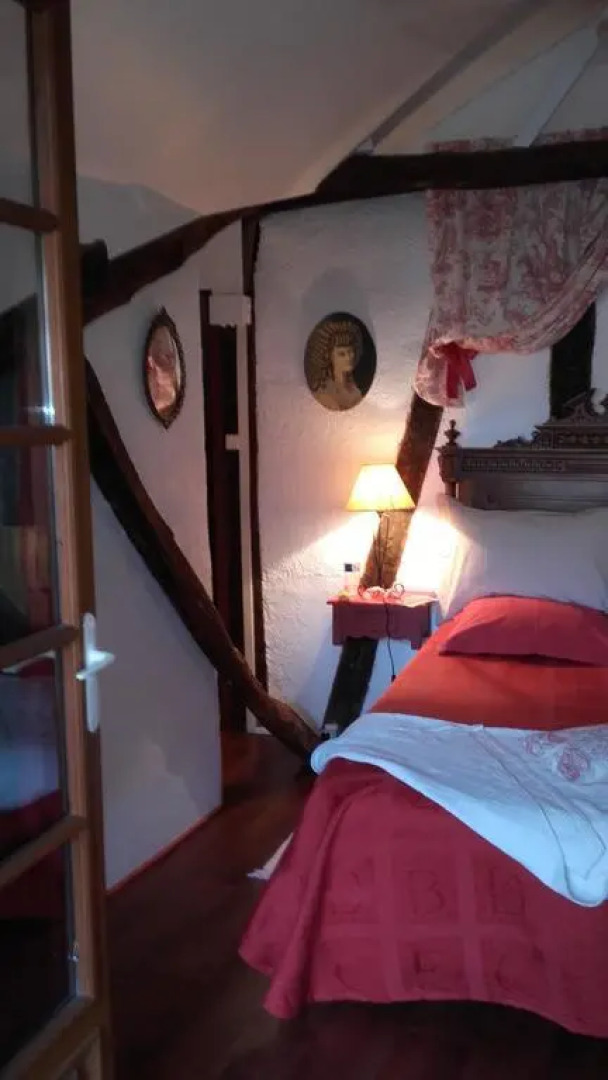 Le Colombier De Cyrano Et Roxane