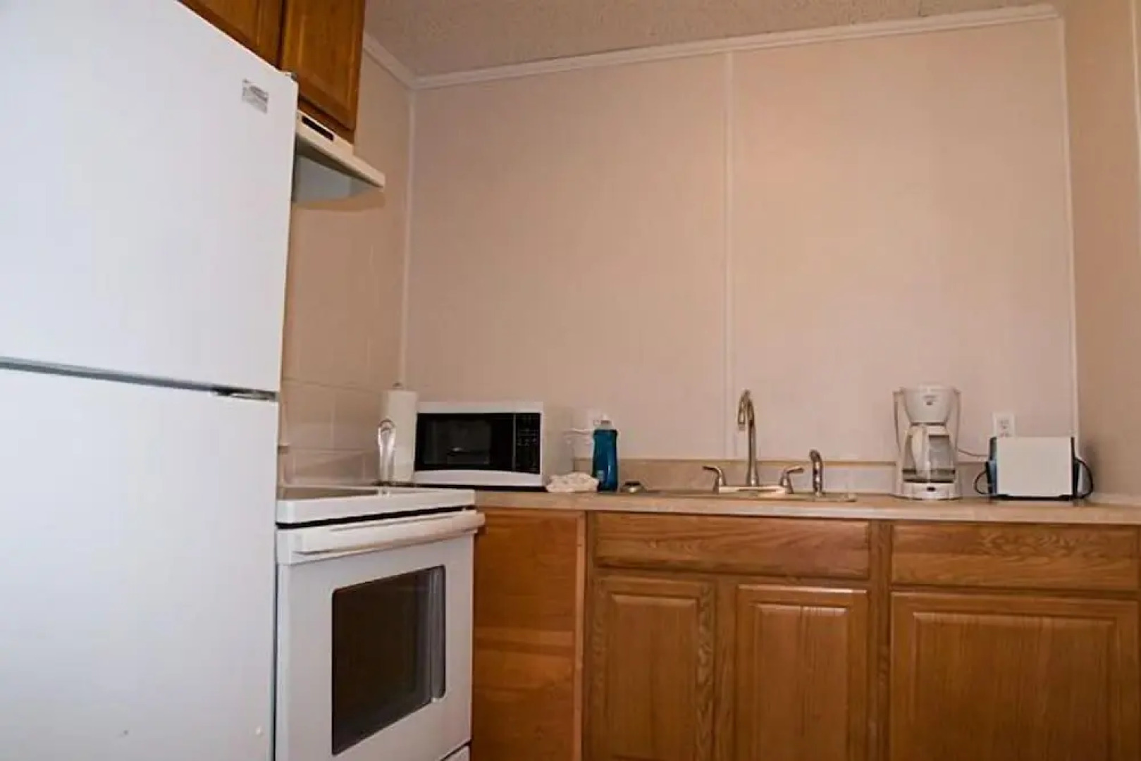 Lakeside Resort-Lakeside Cabins