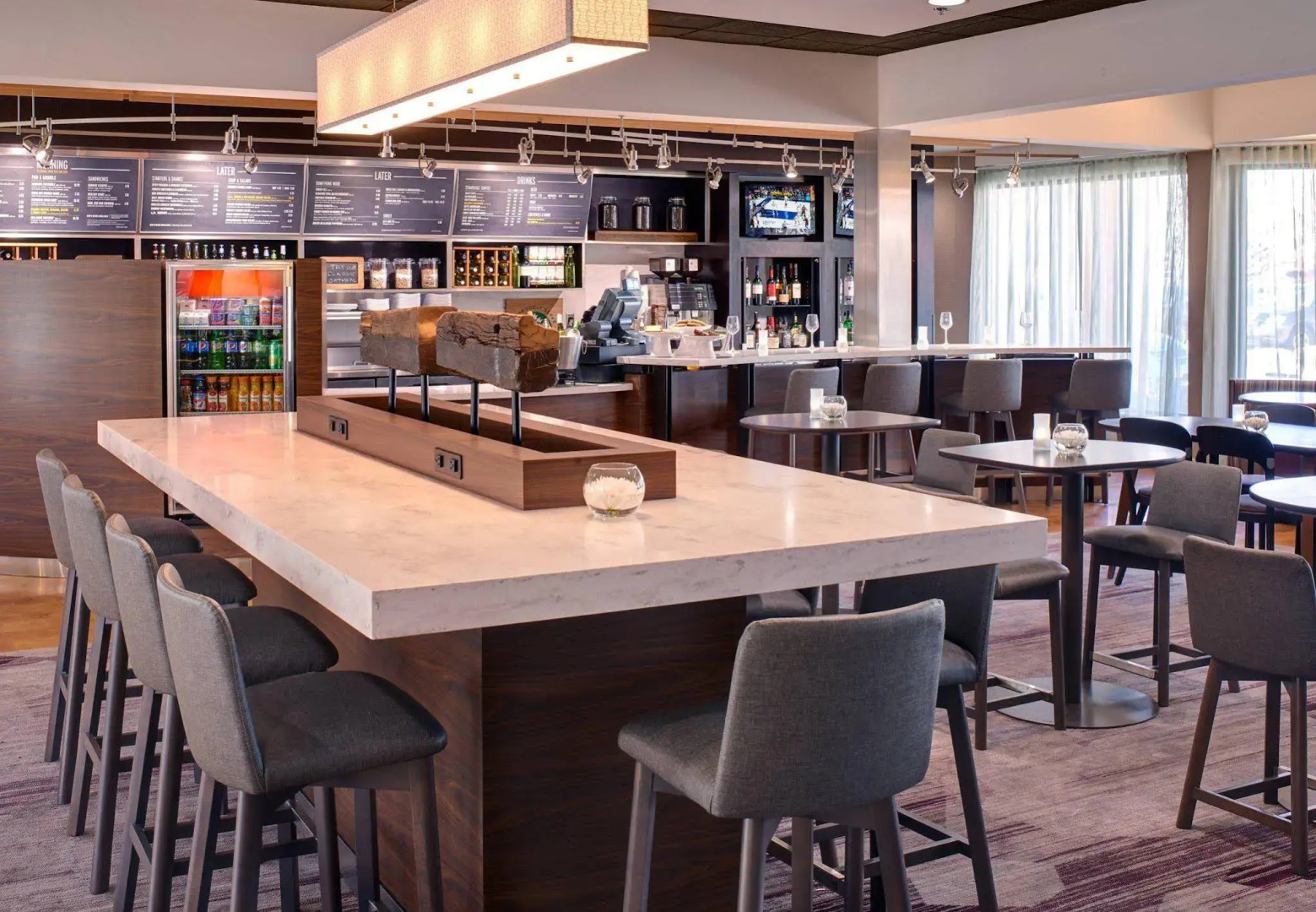 Courtyard by Marriott St. Louis Downtown West