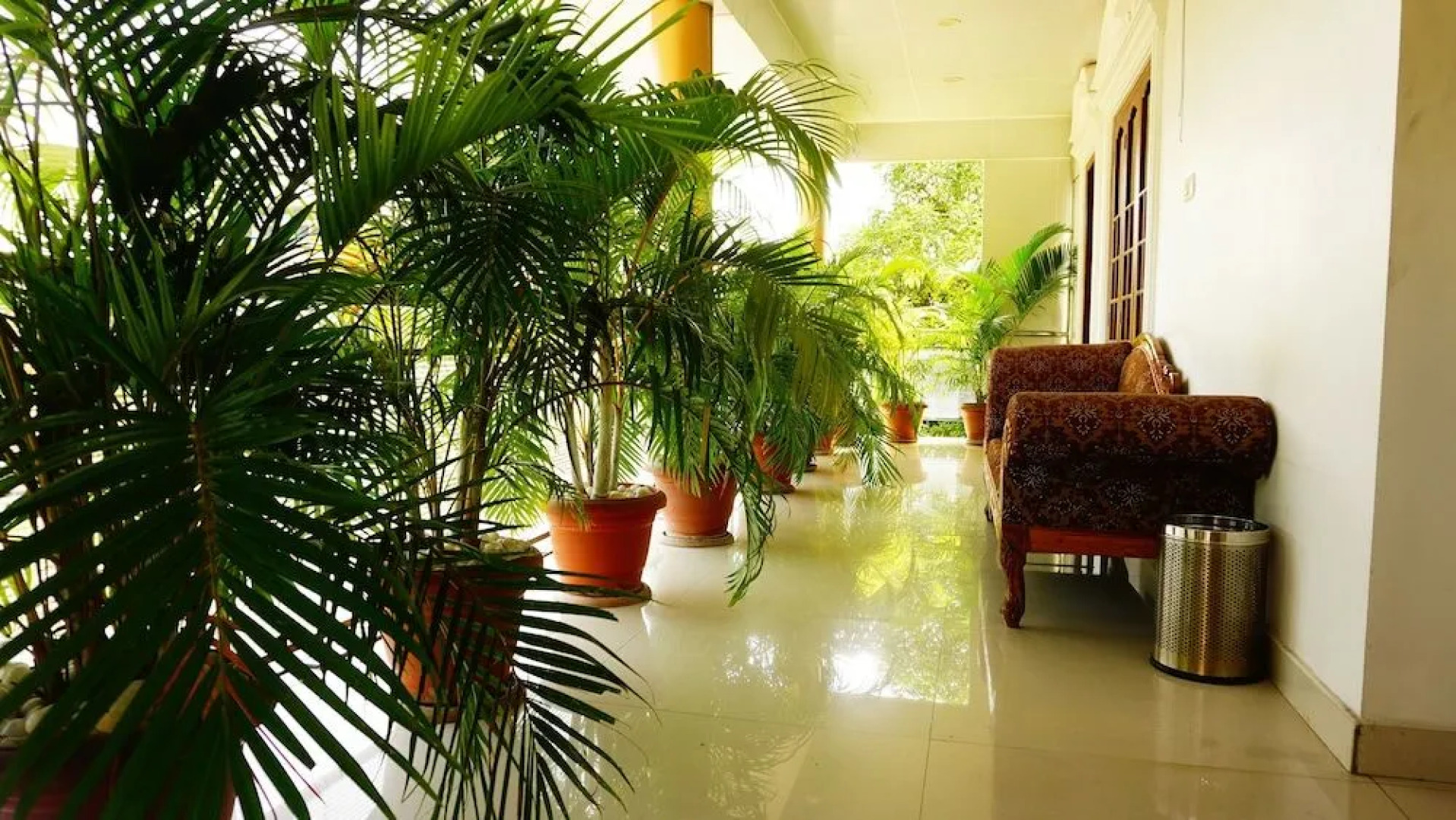 Thayamkery's Royal inn