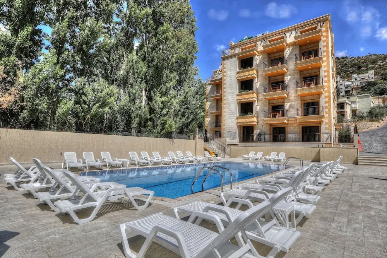 Green Lake Hotel - Jezzine