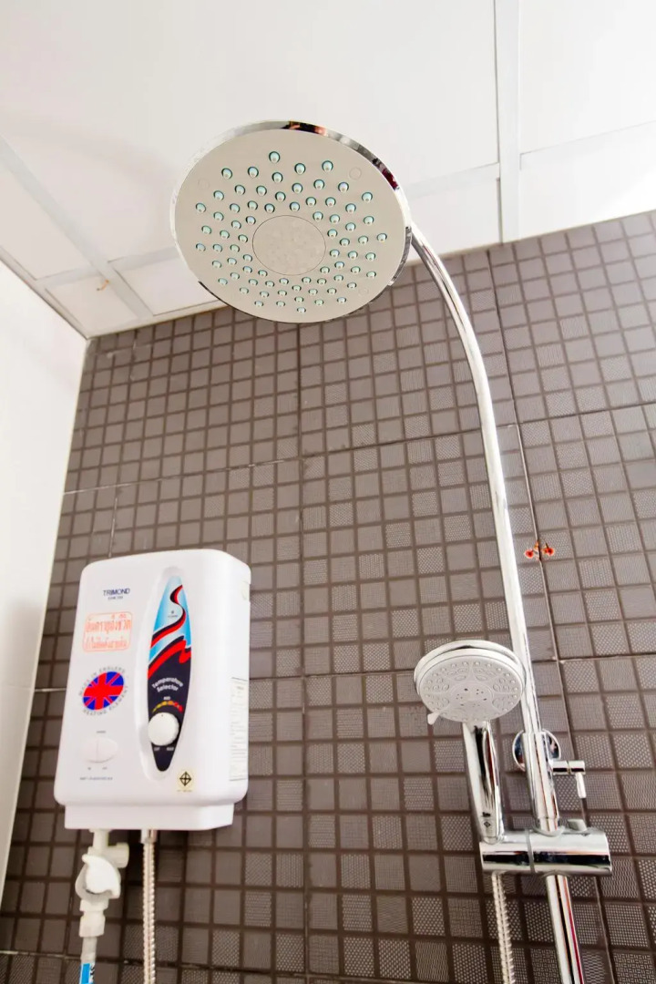 Sinsuvarn Airport Suite