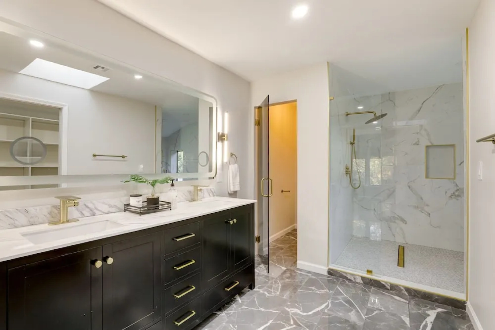 Mid-century Modern Luxe Retreat w/ Hot Tub & Decks