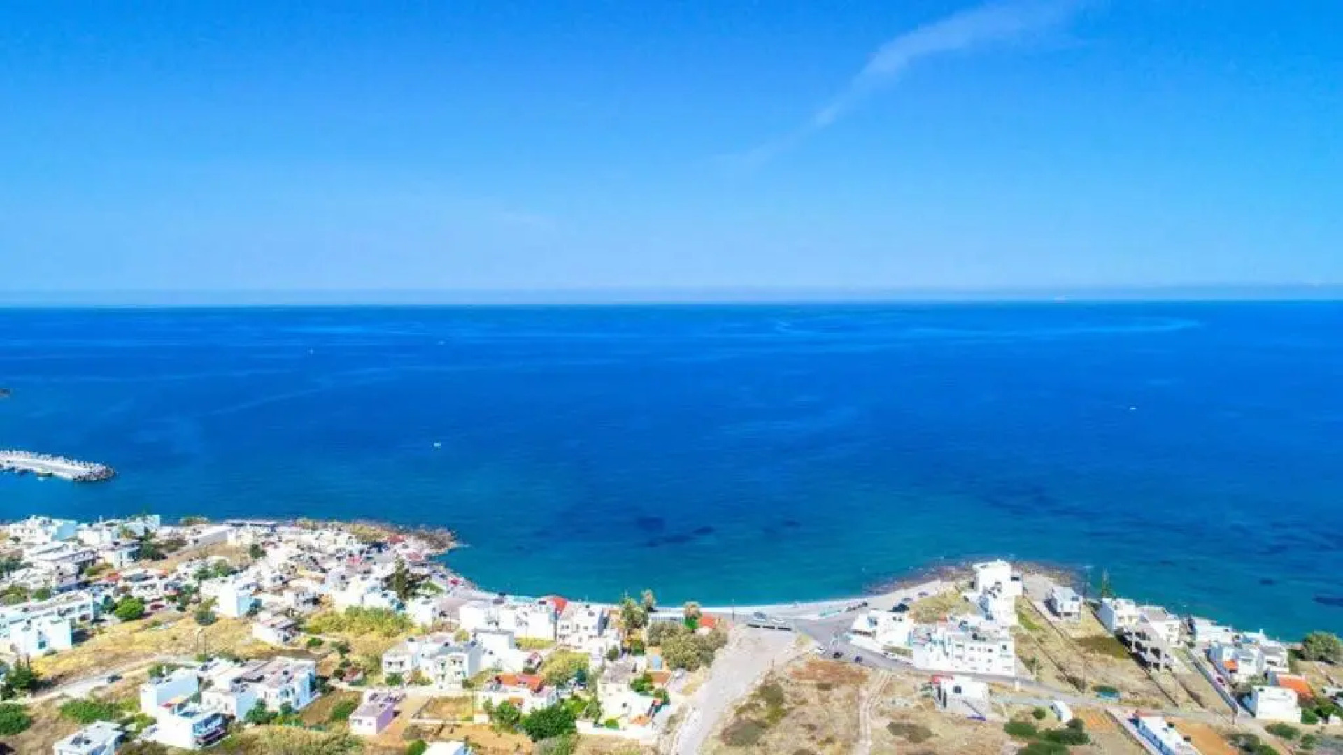 TerraZeus - Stone House Beachfront 3