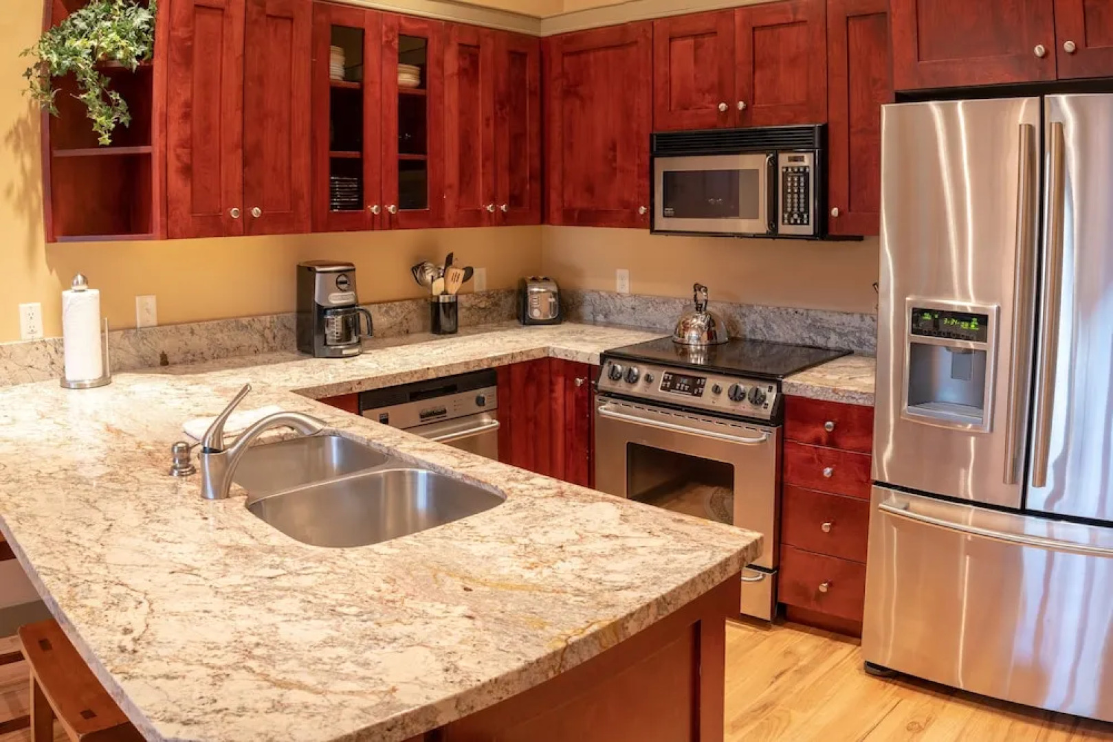 7401- Three Bedroom + Loft + Den Deluxe Crossings Townhomes 3 Condo by RedAwning