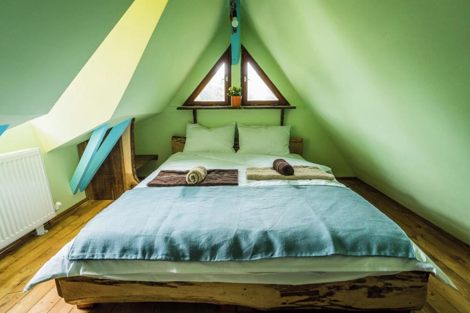 Viewtopia - The Secret Land