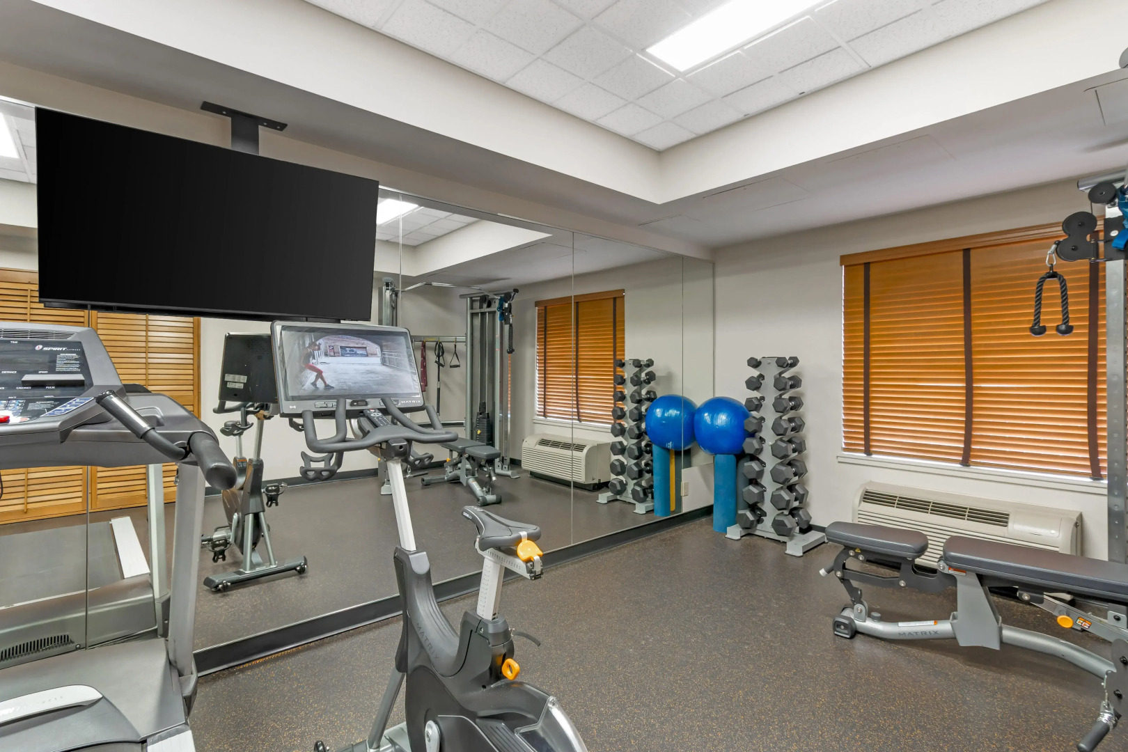 Best Western Plus Pembina Inn & Suites