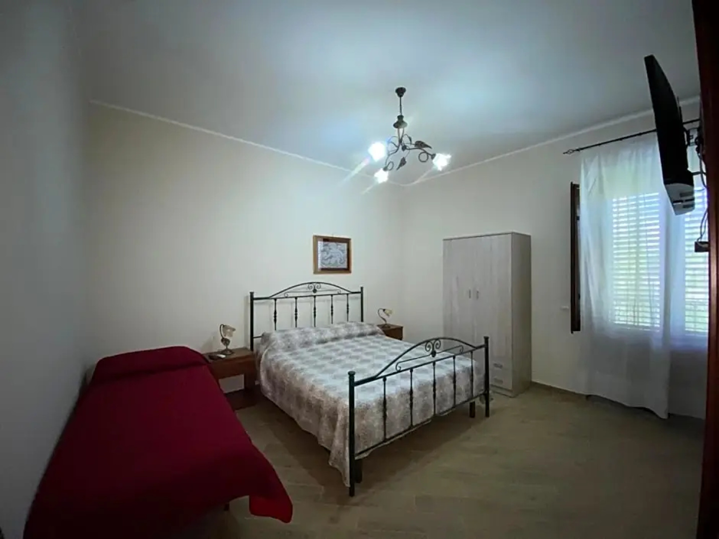 B&B Gloria
