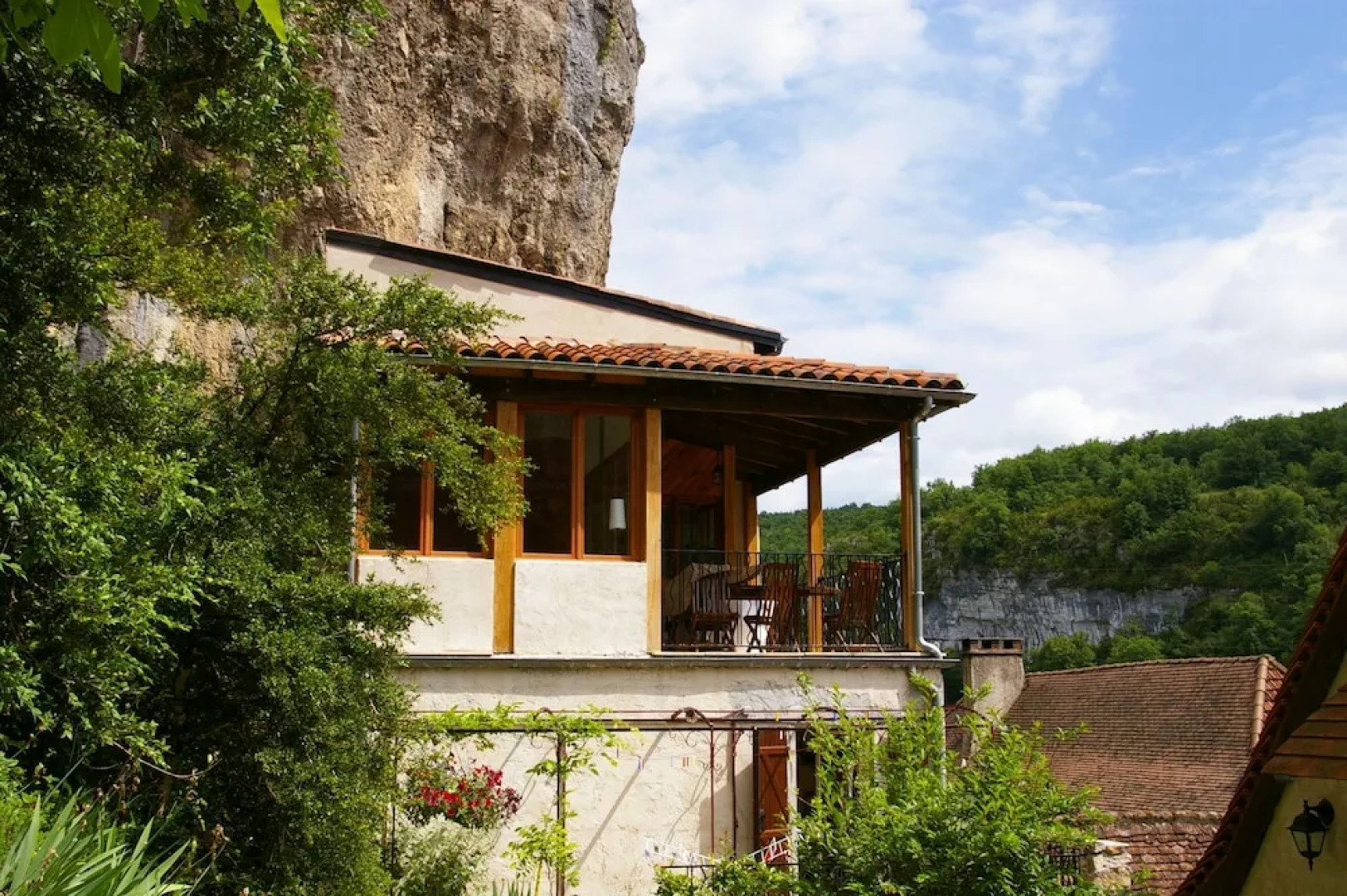 Un jardin dans la falaise