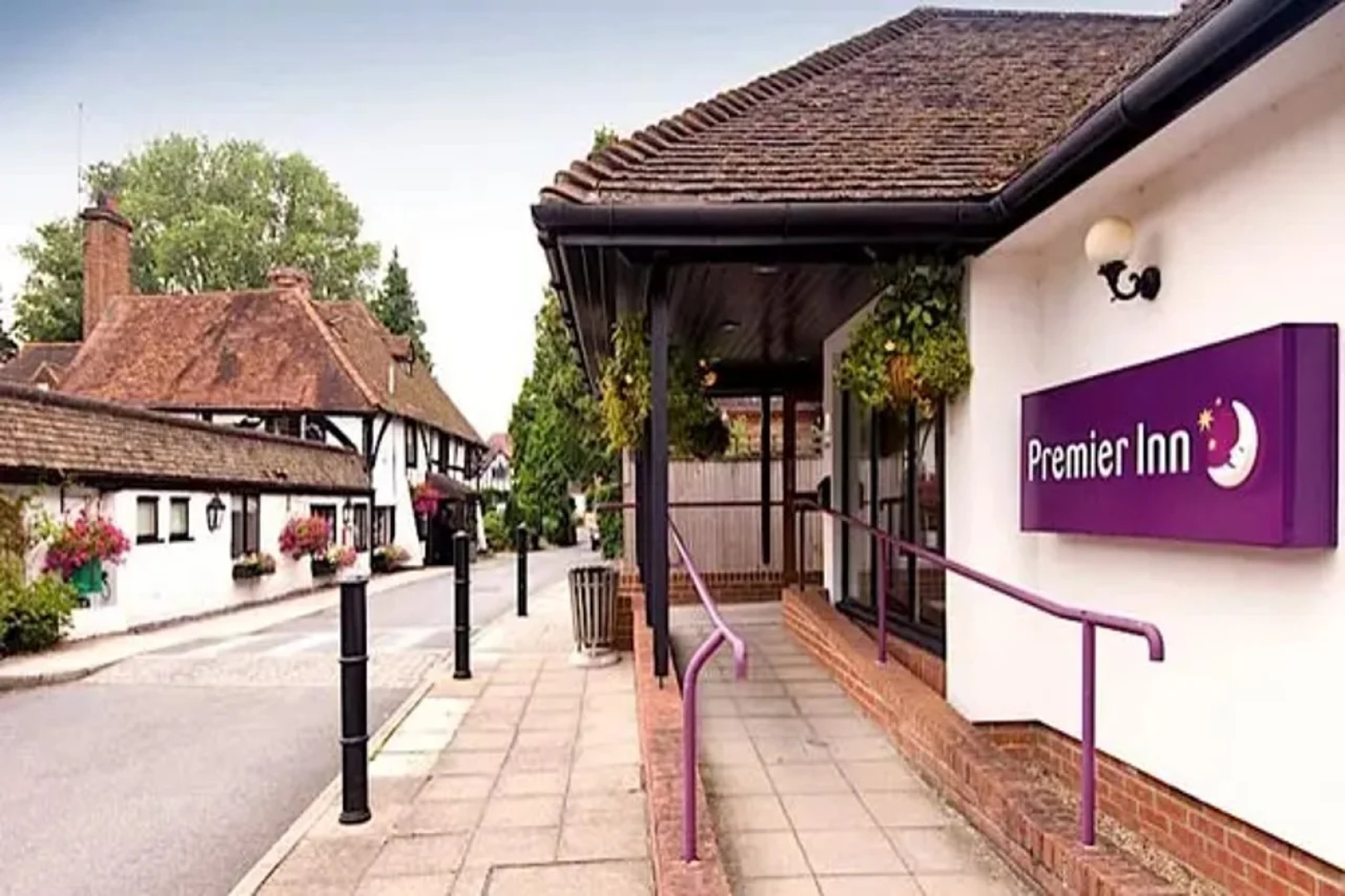 Premier Inn Redhill Reigate