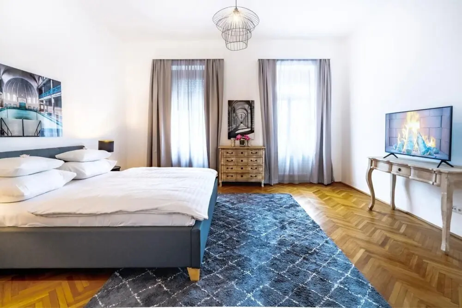 Apartment With Terrace King Bed in Krems Stadt