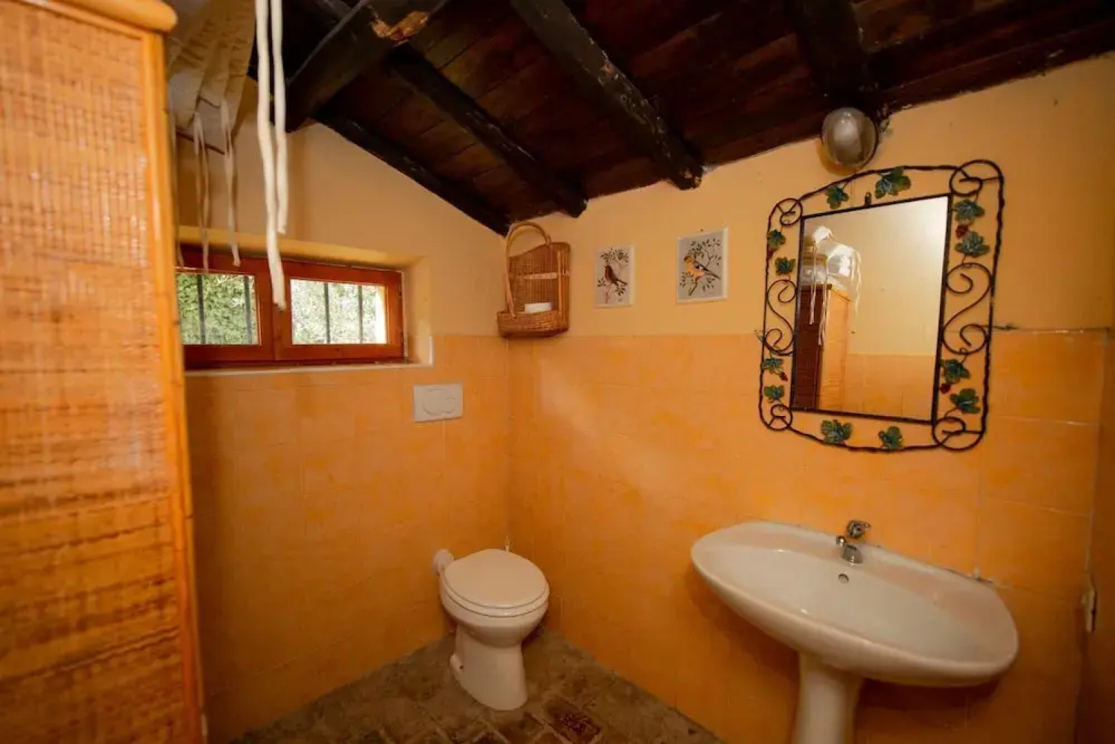 Enchanting Family Country House Near Rome