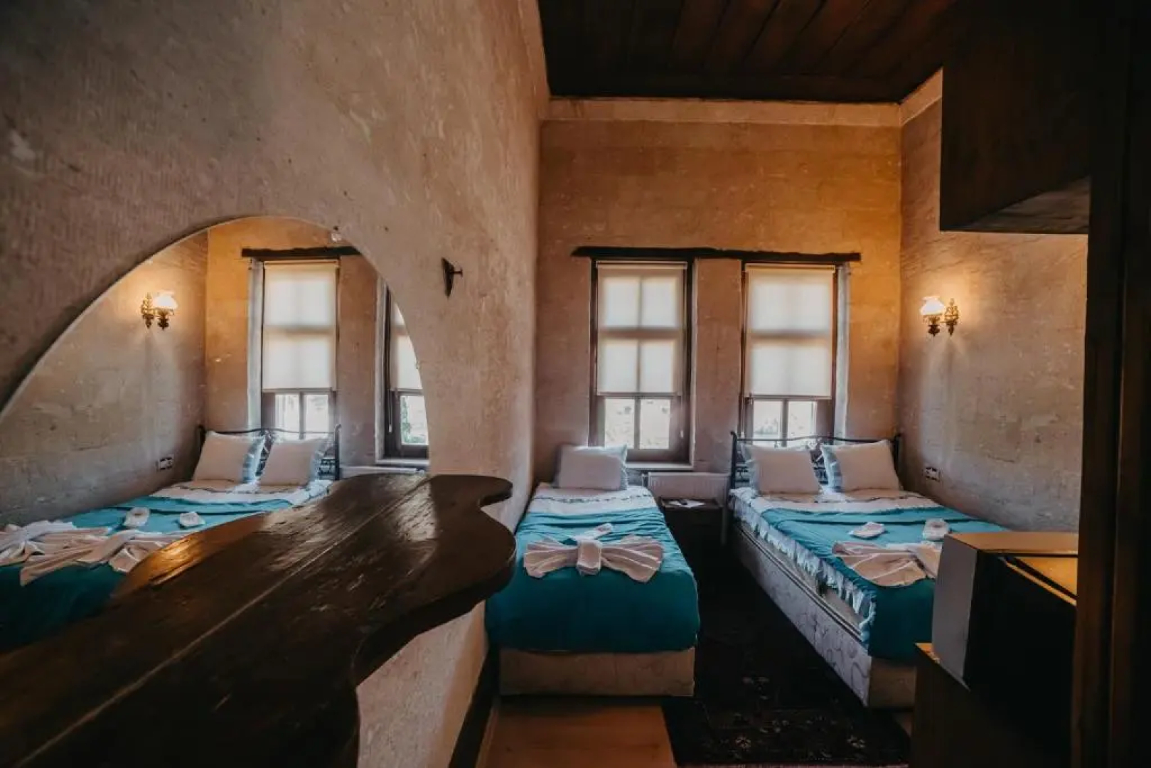 Born Hotel