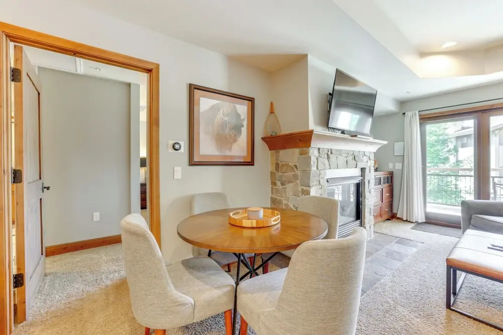 Luxury Mccall Condo 1/2 Mi to Payette Lake!