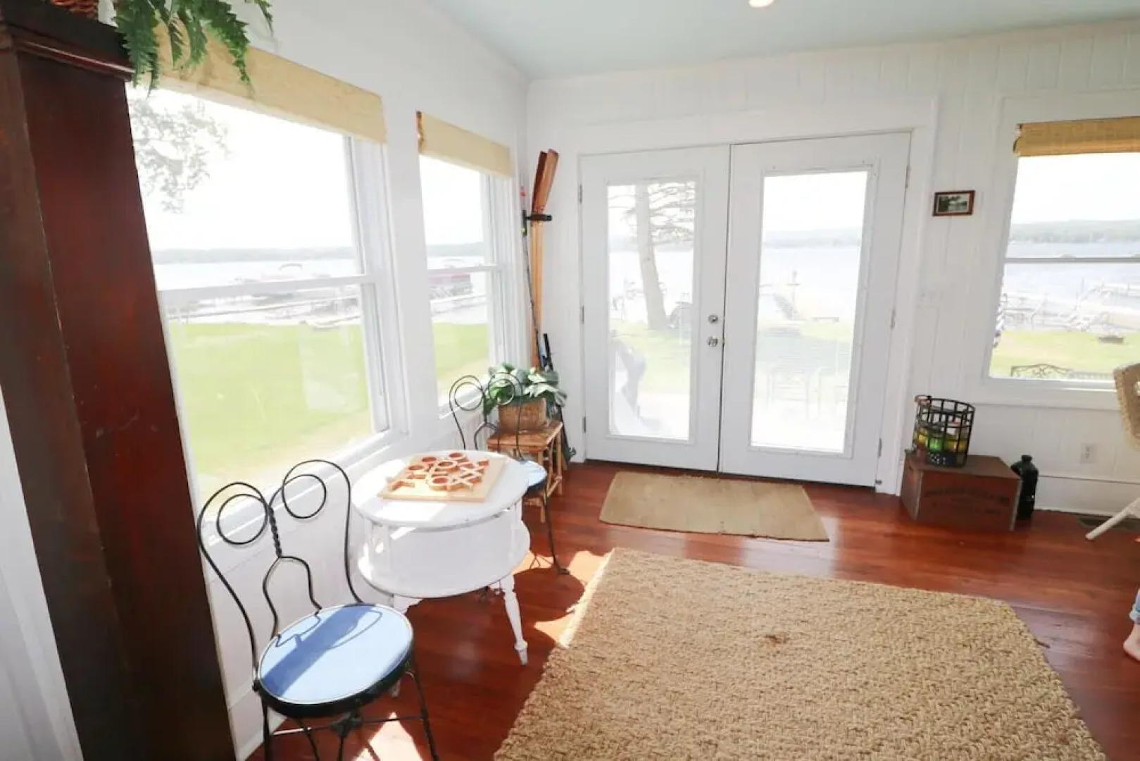 3723 Pleasant Ave. 3 Bedroom Home by RedAwning