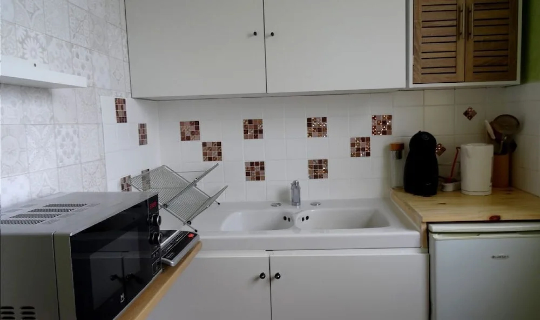 Studio Moderne avec jolie vue