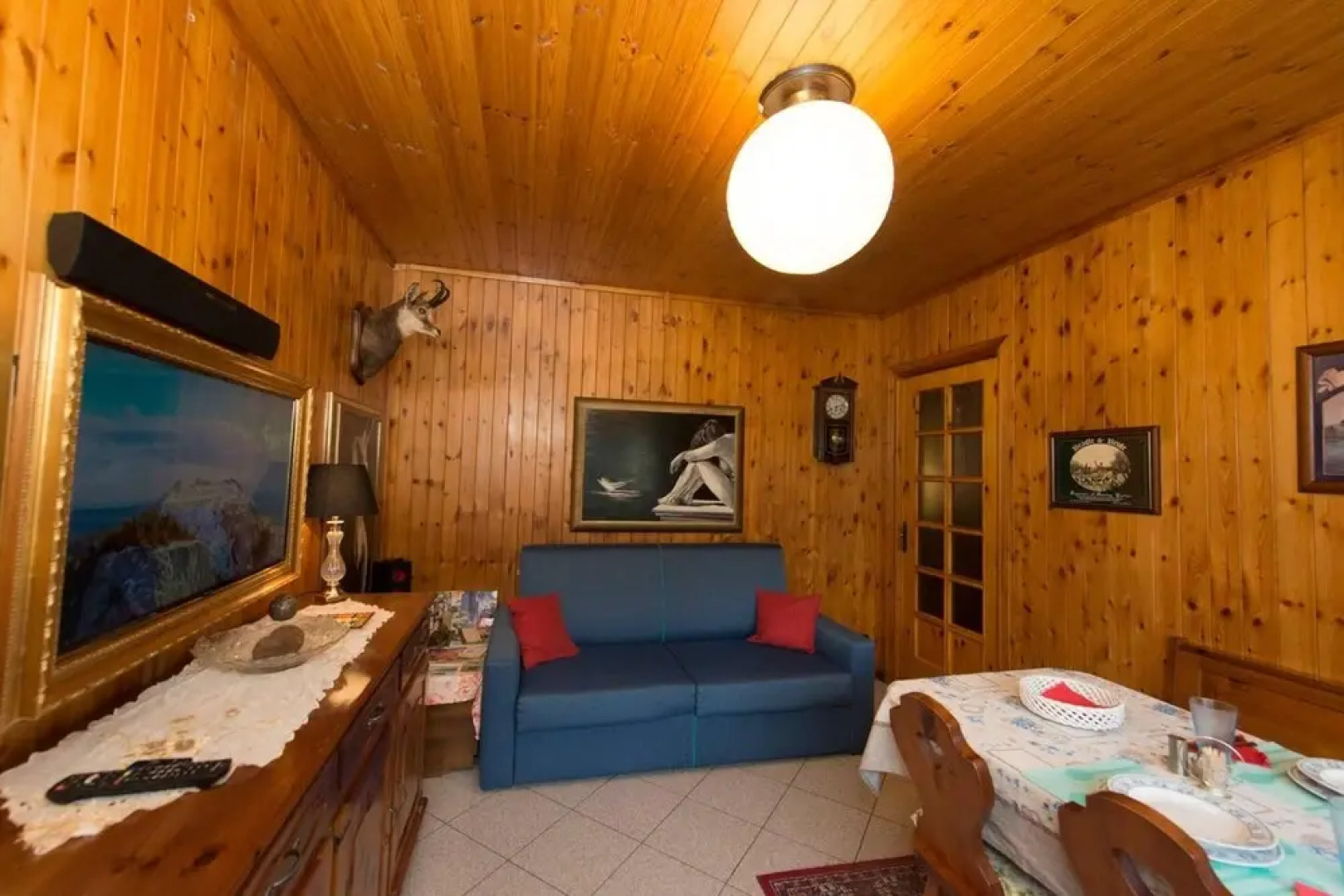 Apartment With 2 Bedrooms in Villa nabian, With Wonderful Mountain View, Private Pool, Enclosed Garden Near the Slopes