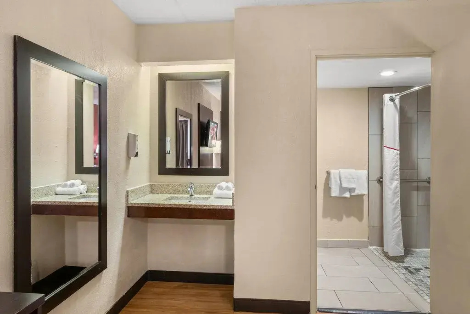 Red Roof Inn Lansing East – MSU