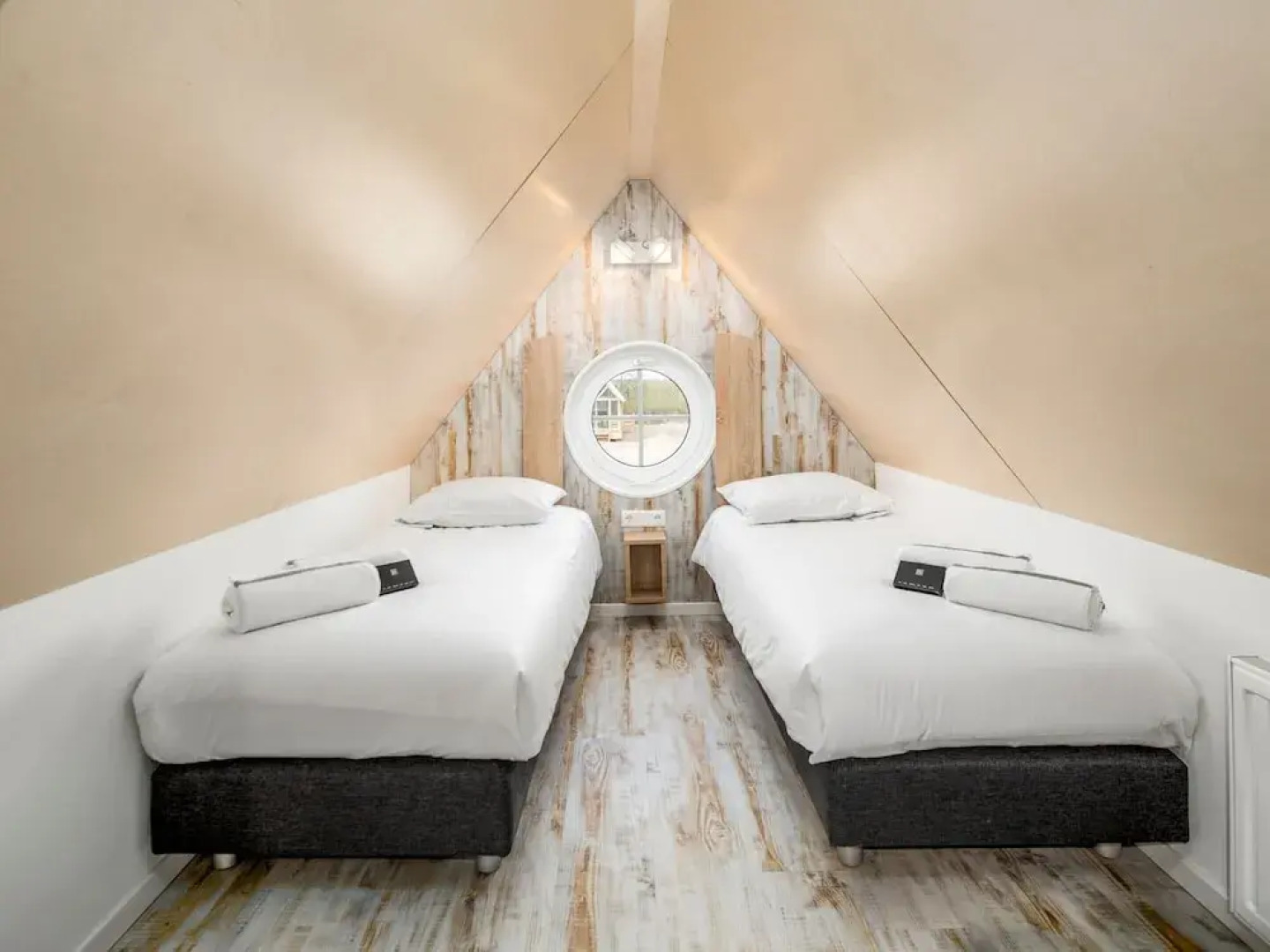 Villa Near Nieuwvliet Bad Beach