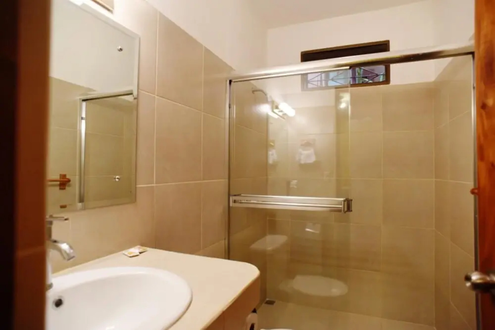 Eco-condo Serviced Apartments in Quepos w Pool Wildlife Visits