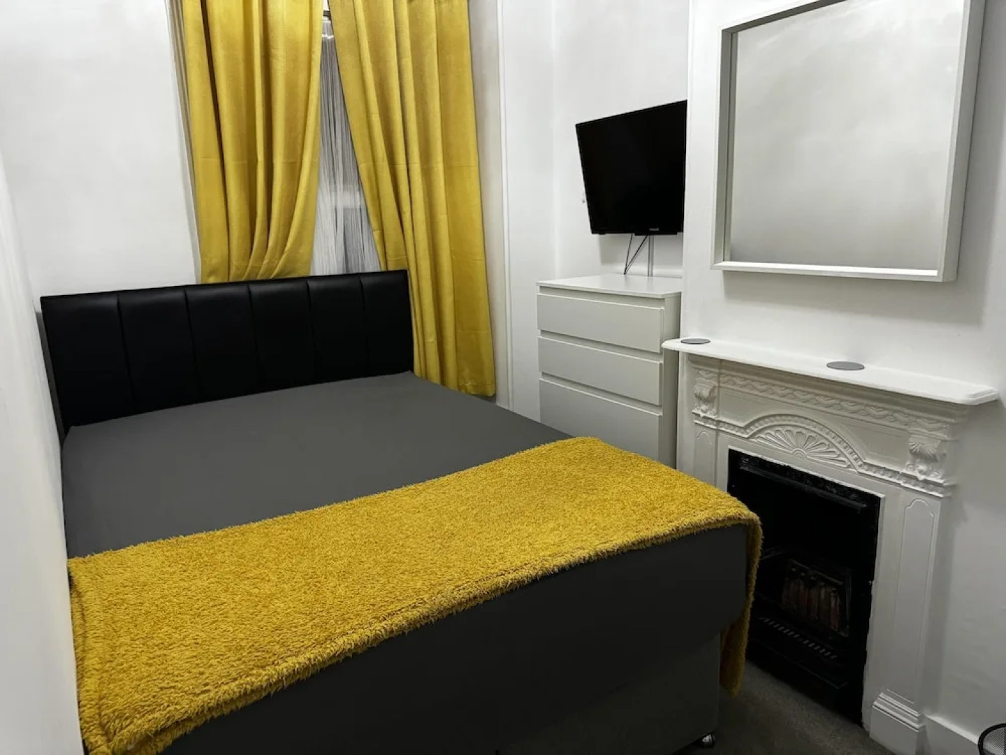 Onsite Apartments in Central Brentwood