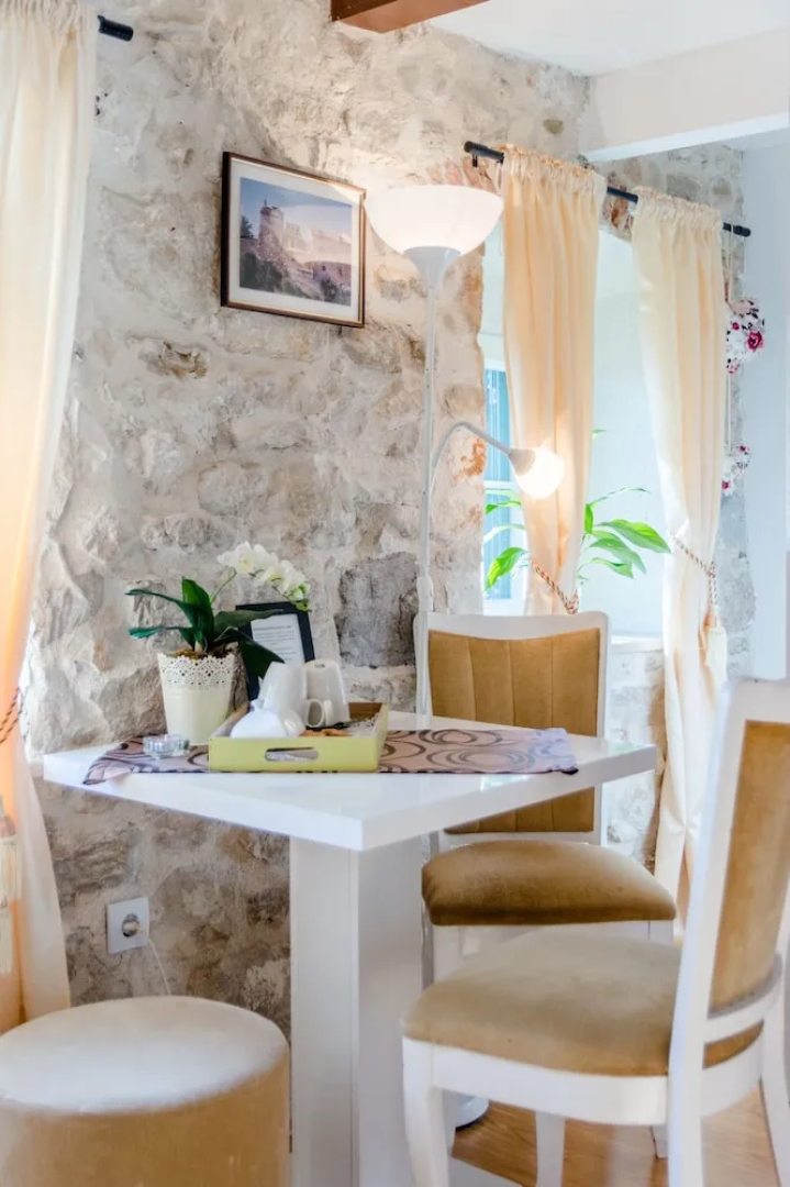 Studio Apartments Sv. Duje