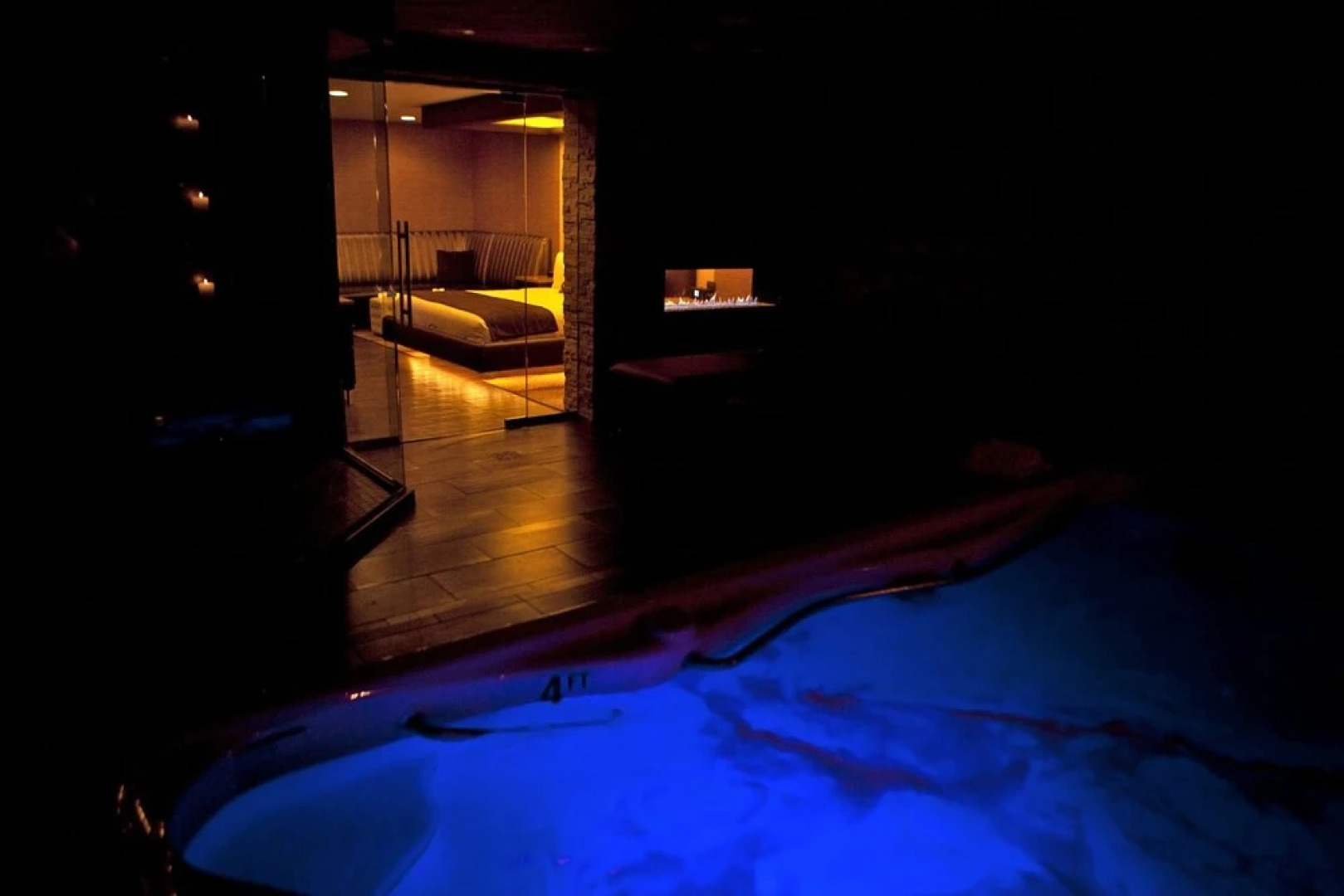 The Champagne Lodge & Luxury Suites