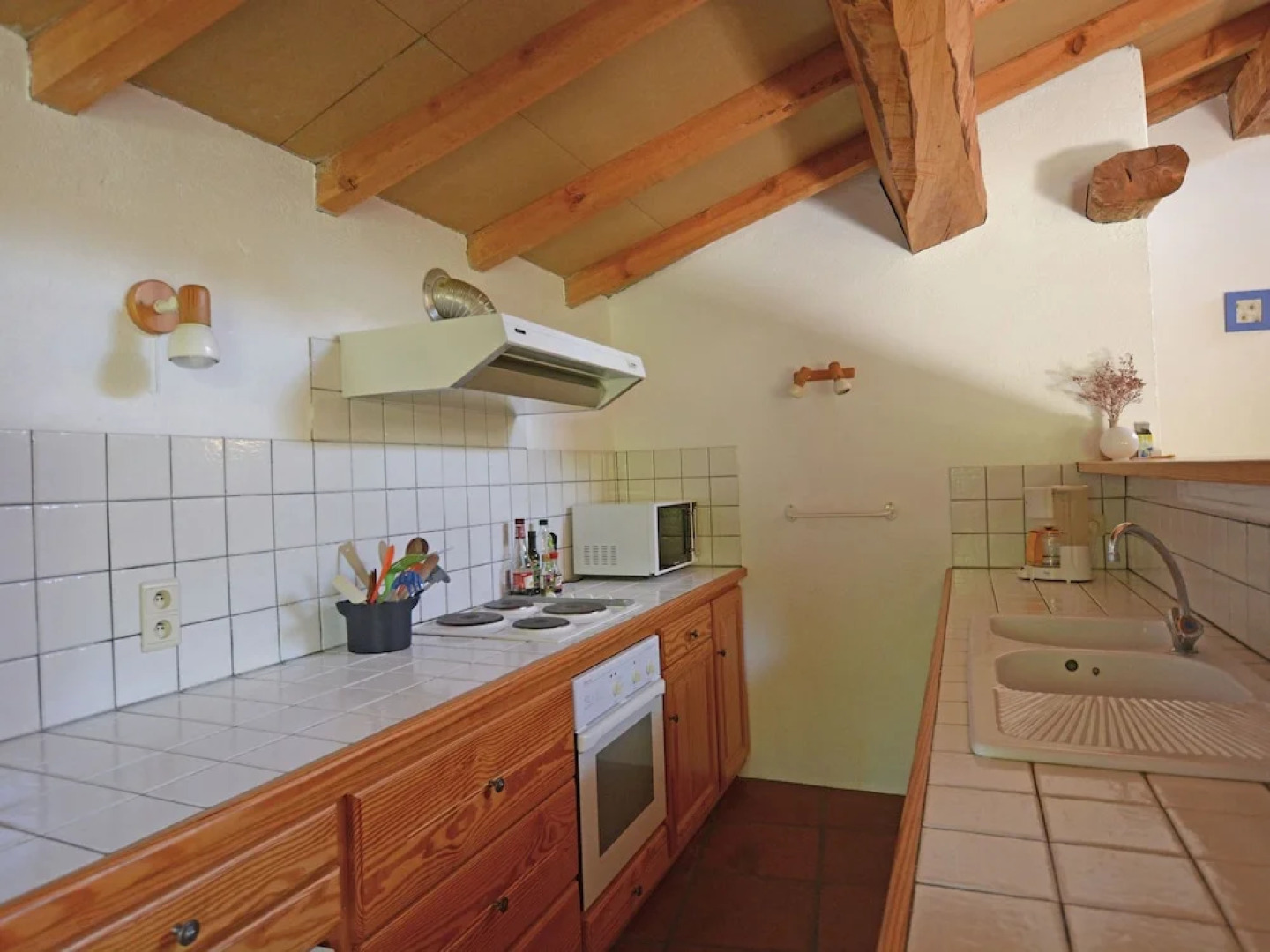 Chic Farmhouse With Swimming Pool in Prunet-et-Belpuig