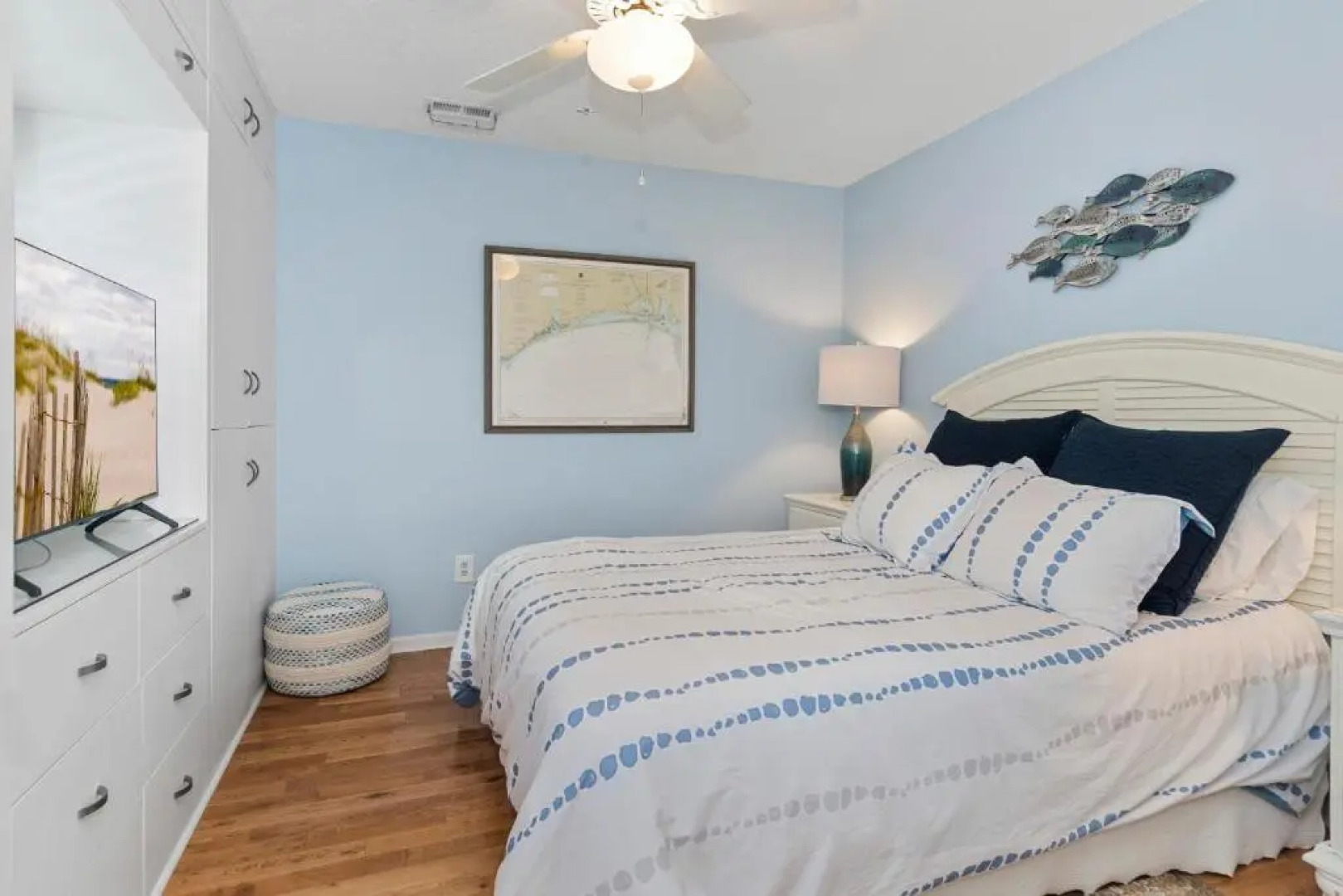 The Emerald Owl House - Peaceful Emerald Isle Beach House w/ Luxurious Heated Pool!