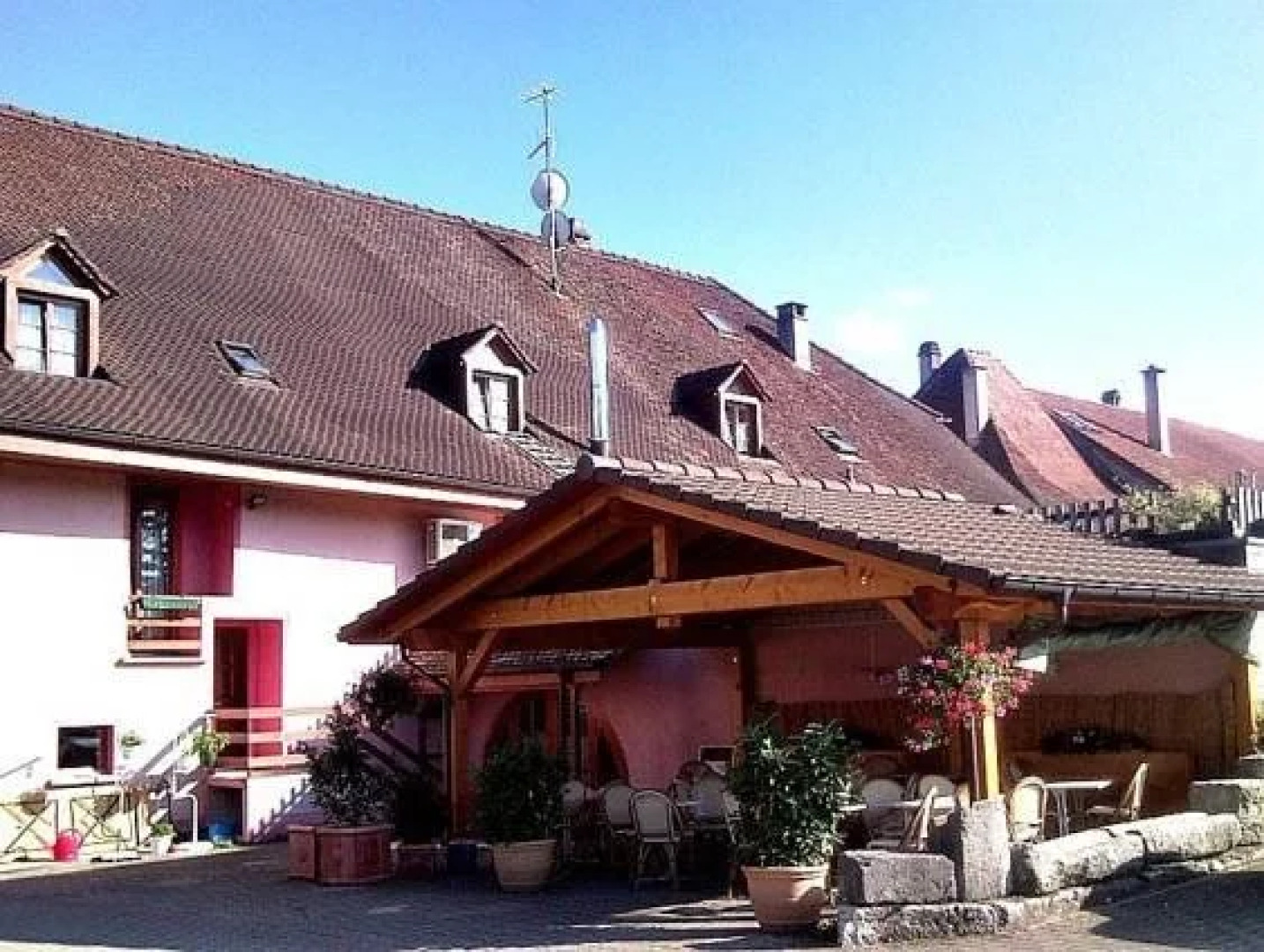 Hotel-Rotisserie La Tour Rouge