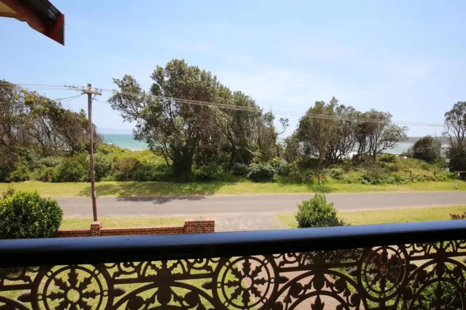 The Crescent - Pet Friendly - 1 Min To Beach