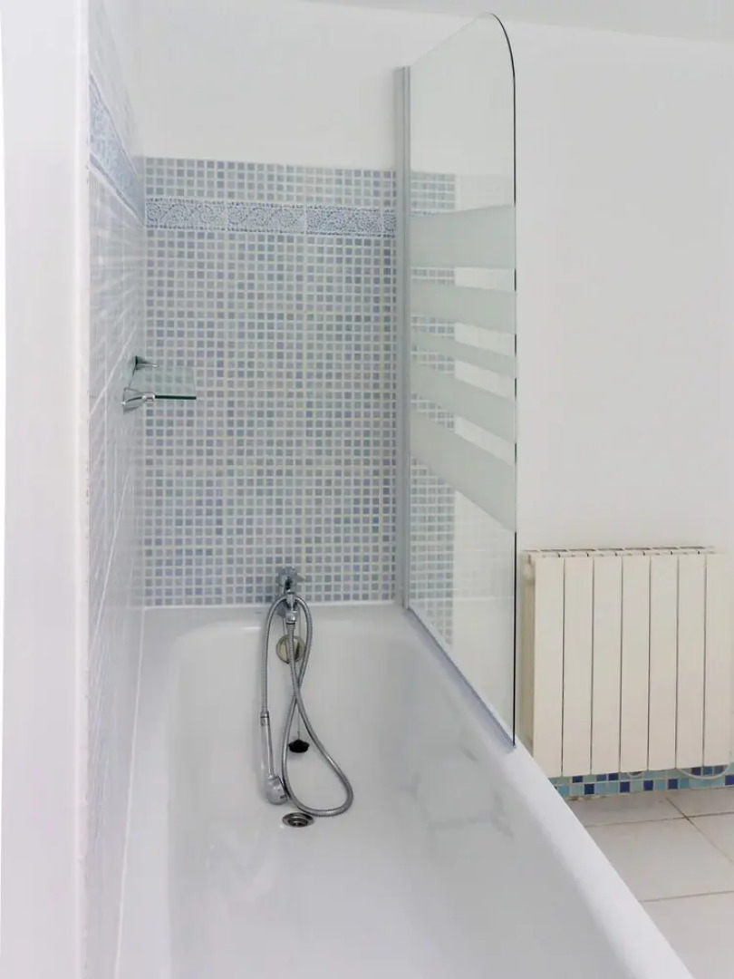 House With 2 Bedrooms in Aubevoye, With Furnished Terrace and Wifi - 94 km From the Beach