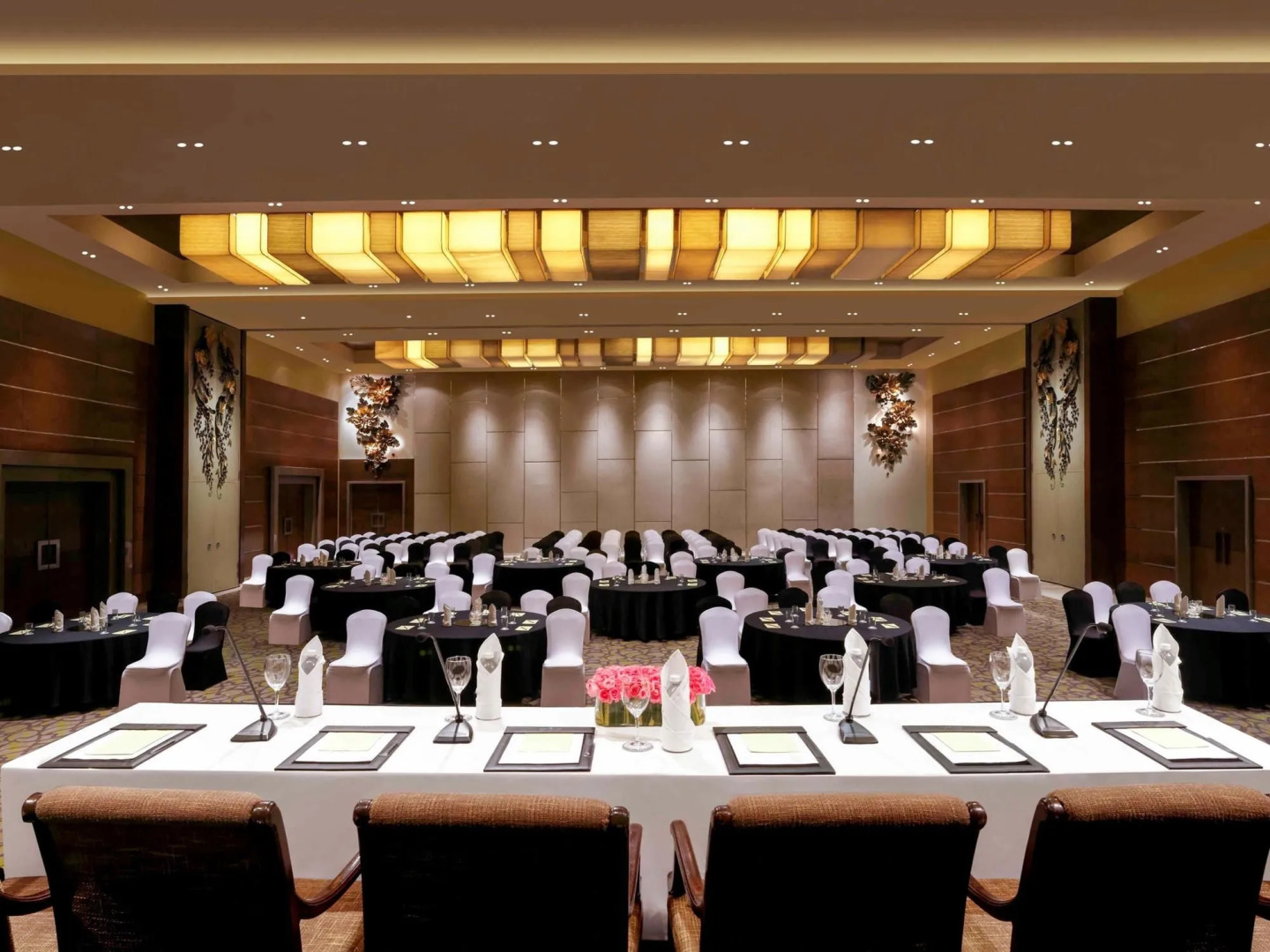 Grand Mercure Vadodara Surya Palace Hotel