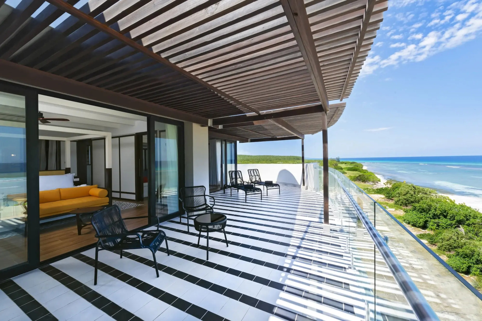 Ocean Coral Spring - All Inclusive