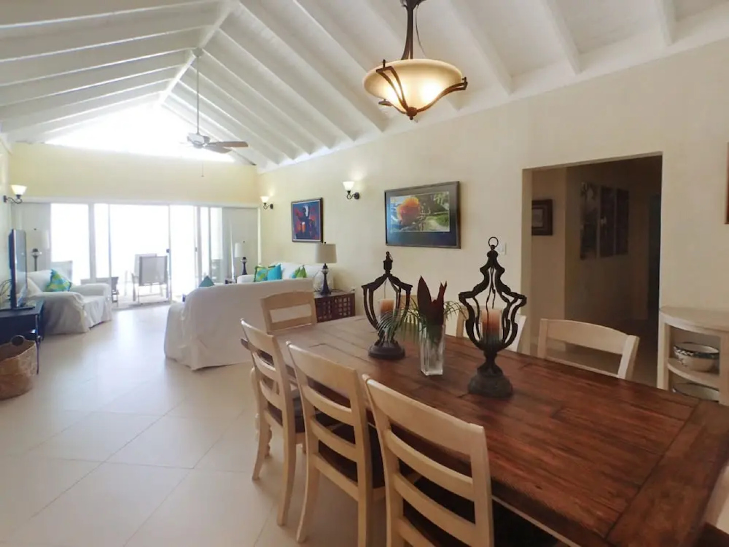 Je Suis Content, Silver Sands 3BR