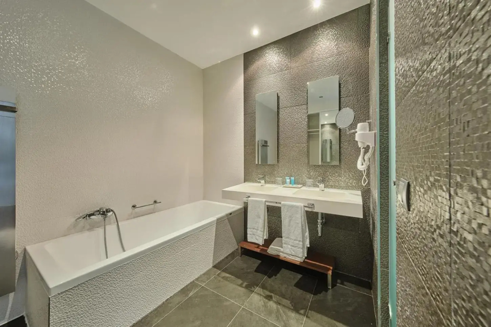 Hotel Spa Villa Nazules