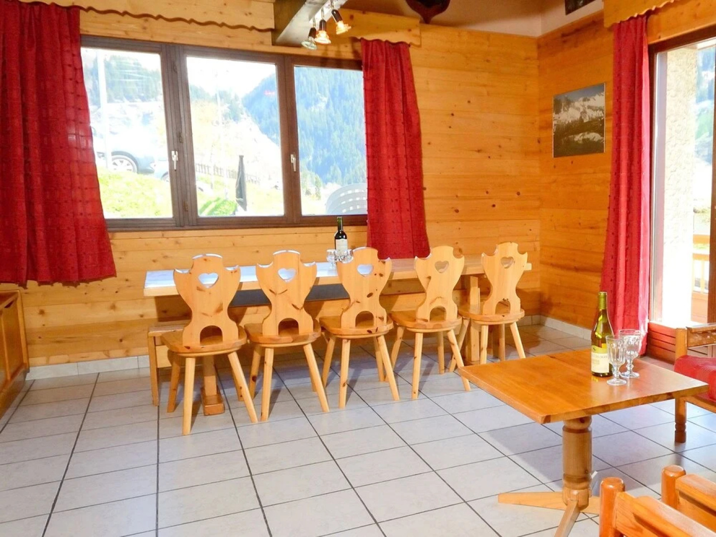 Charming Chalet in Champagny-en-Vanoise near Paradiski Ski Area