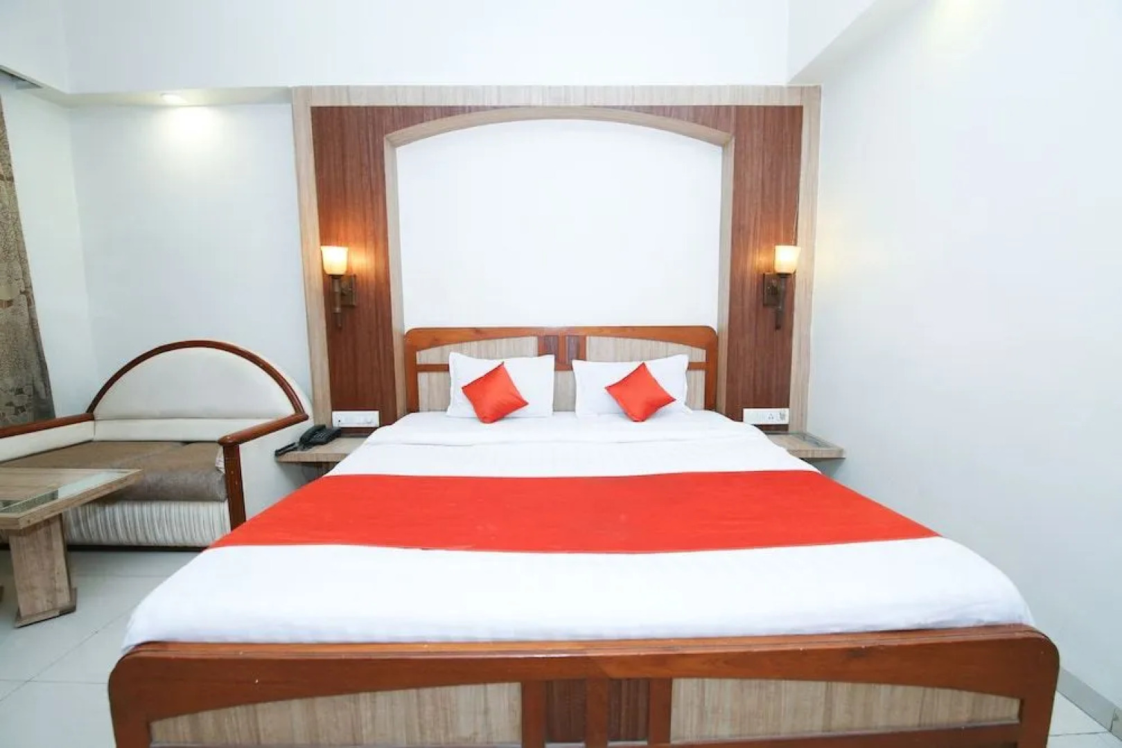 Oyo 10415 Hotel Prestige Princess